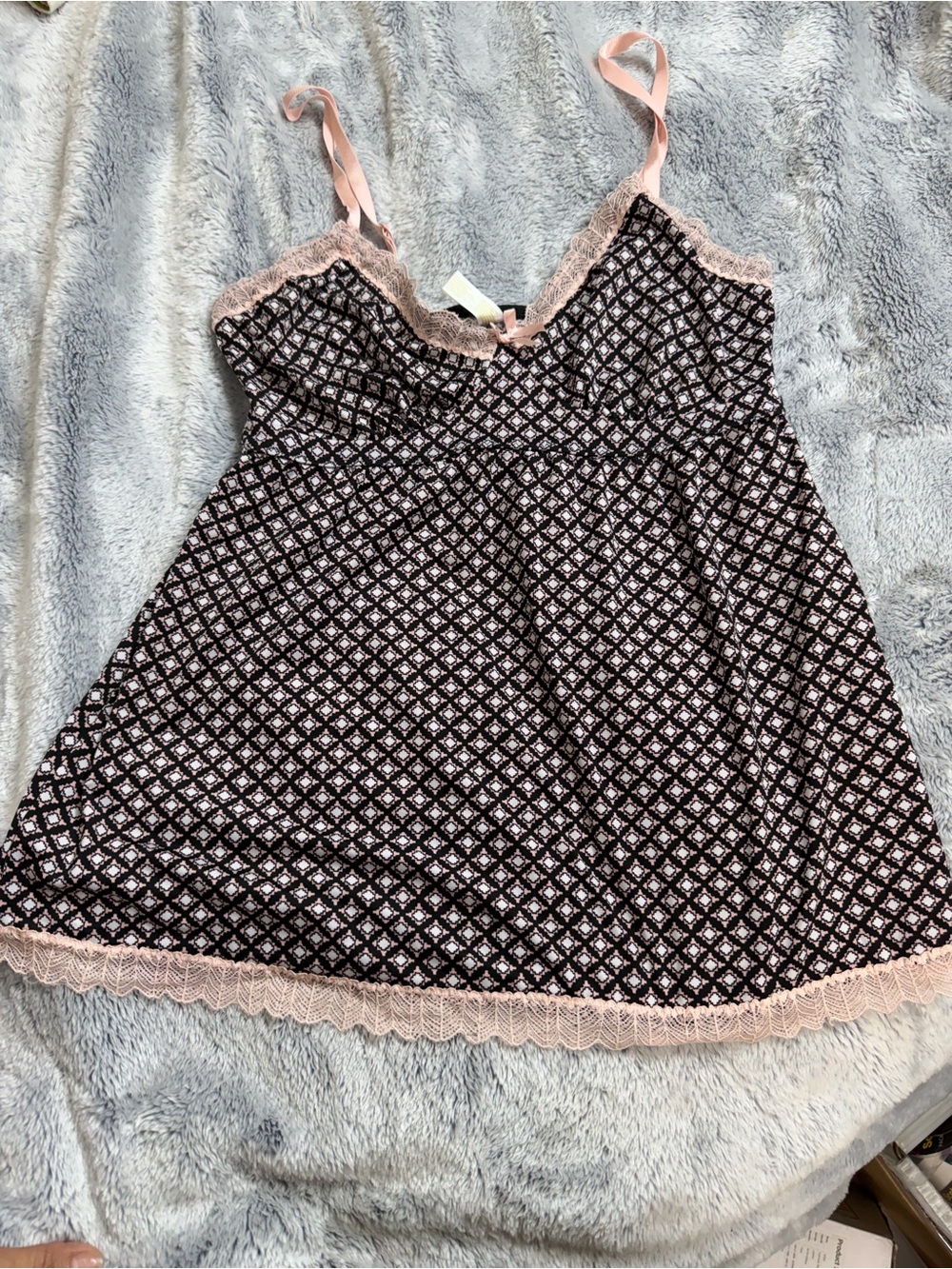 Adrienne Vittadini Black Geometric Print Chemise with Pink Lace